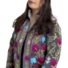 18 Lakshmi Jacket. Gris violáceo con flores