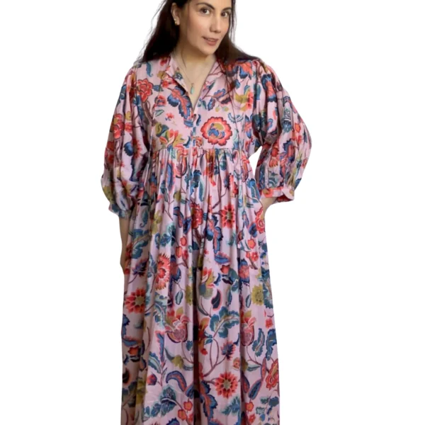 2 Shakti dress, Color palo de rosa con flores