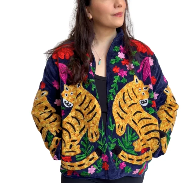 2 Lakshmi Jacket. Color azul marino con tigres de bengala