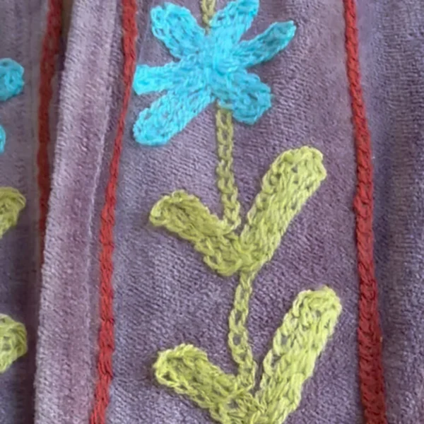 23 Lakshmi Jacket. Gris violáceo con flores