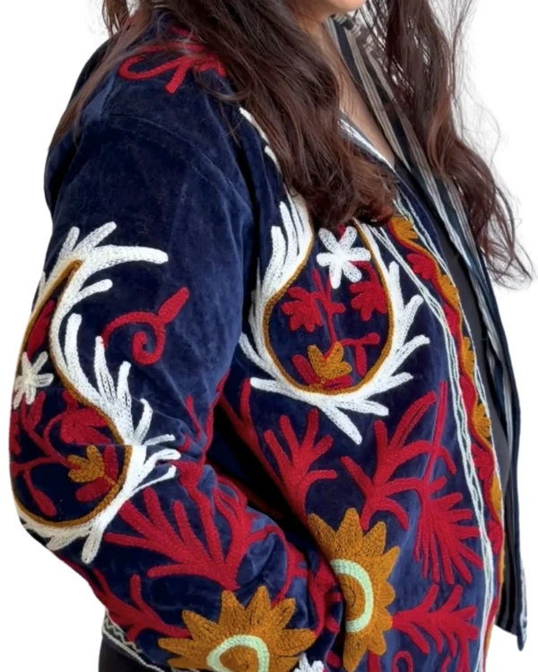 3 Lakshmi Jacket. Color azul rey y rojo